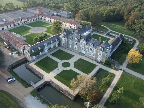 Le Domaine Des Lys Hotel 4*
