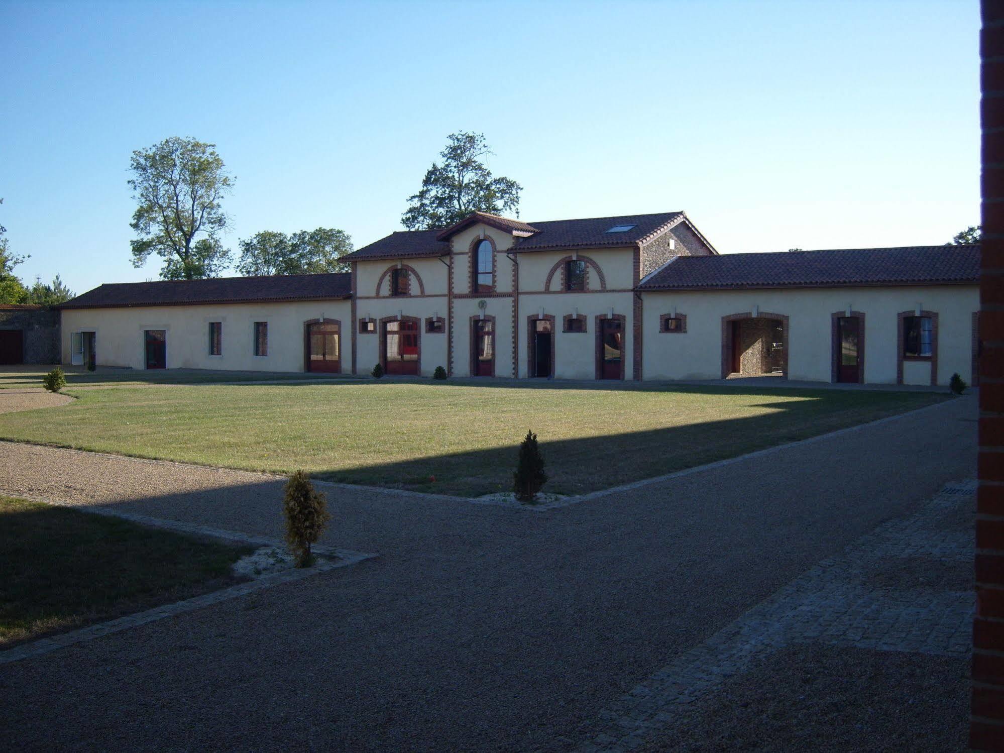 Hotel Le Domaine Des Lys Ancenis